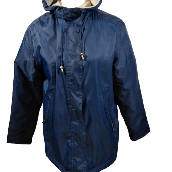 TUDOR COURT by Haband Women water resistant Light Jacket Size Medium - Picture 1 of 7
